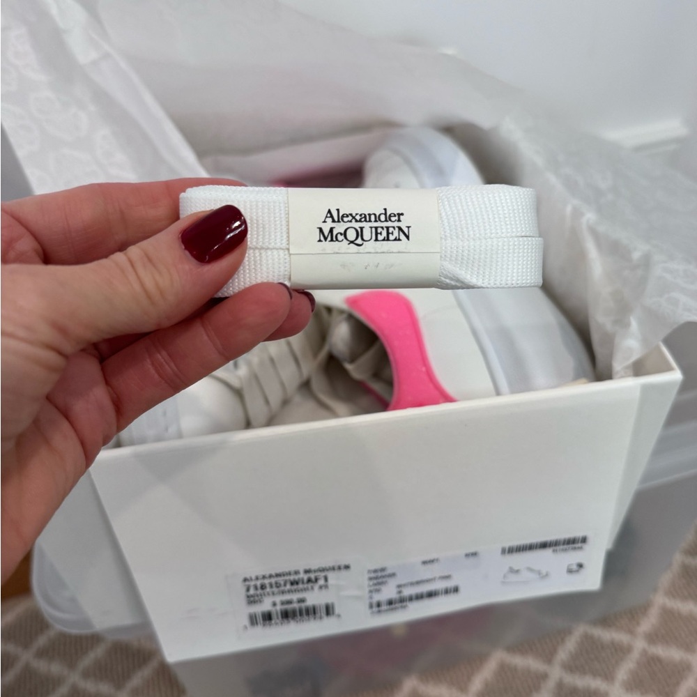 Alexander McQueen White and Bright Pink Glitter Larry Sneakers Size 36 - Picture 6 of 7
